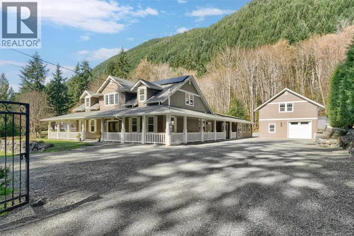 10011 Youbou Rd, Youbou, British Columbia V0R3E1