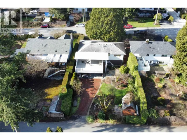 3726 SEFTON STREET, Port Coquitlam, British Columbia V3B3R5