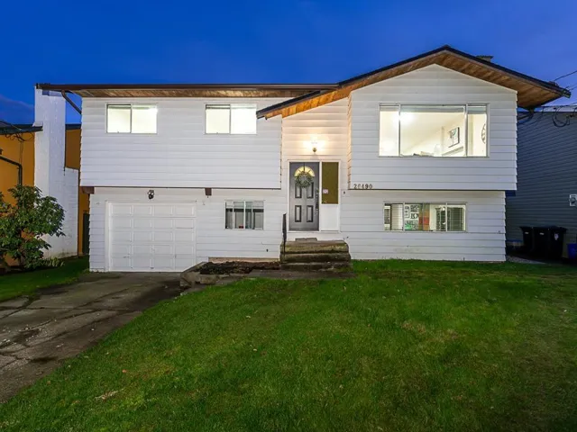 26490 28B AVENUE, Langley, British Columbia V4W3B1