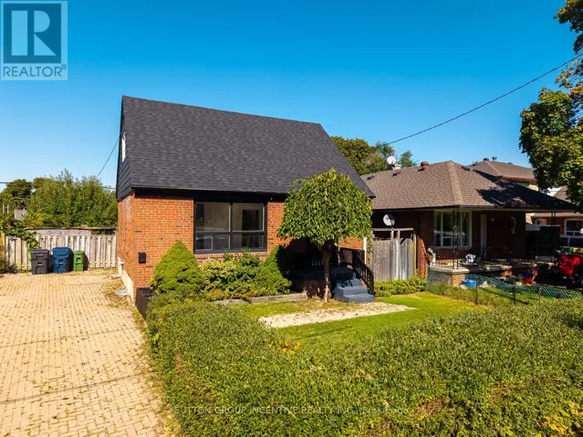 65 BARRHEAD CRESCENT, Toronto (Rexdale-Kipling), Ontario M9W3Z8