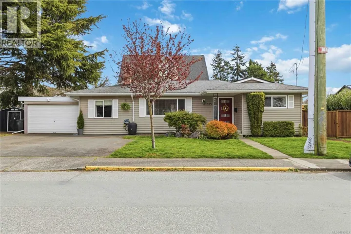 655 Rothwell St, Victoria, British Columbia V9A4E2