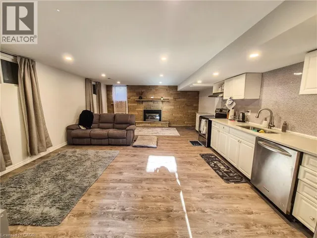 11 DUNCAIRN Avenue Unit# Lower, Kitchener, Ontario N2M4S5
