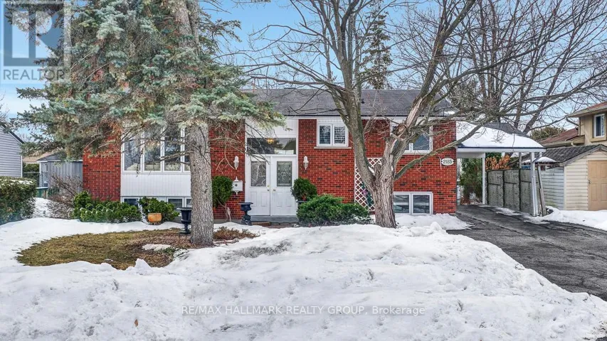 2185 BICKERTON AVENUE, Ottawa, Ontario K1J6Y2