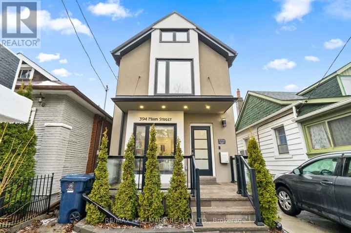 394 MAIN STREET, Toronto (Woodbine-Lumsden), Ontario M4C4X8