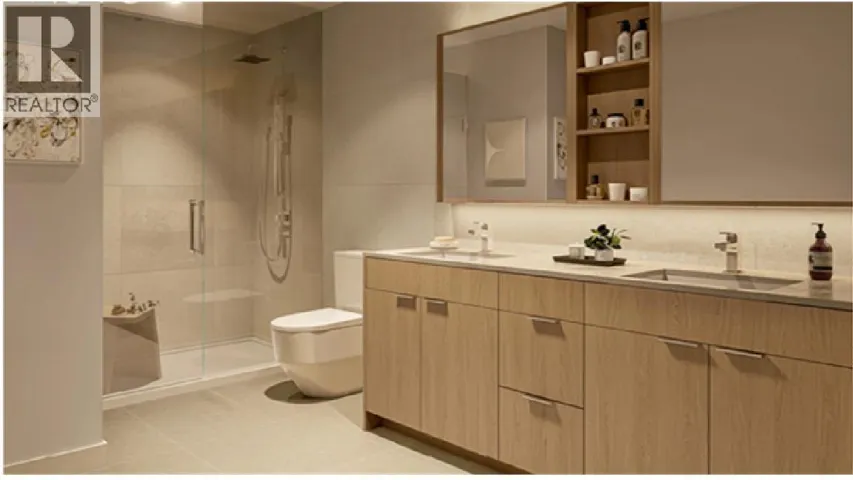 2001 6087 WILSON AVENUE, Burnaby, British Columbia V5H0M1