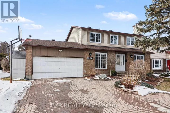 1528 MISSYABIT DRIVE, Ottawa, Ontario K1E2M6