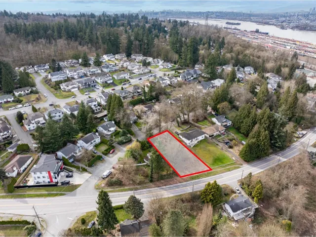 14707 ST. ANDREWS DRIVE, Surrey, British Columbia V3R0A4