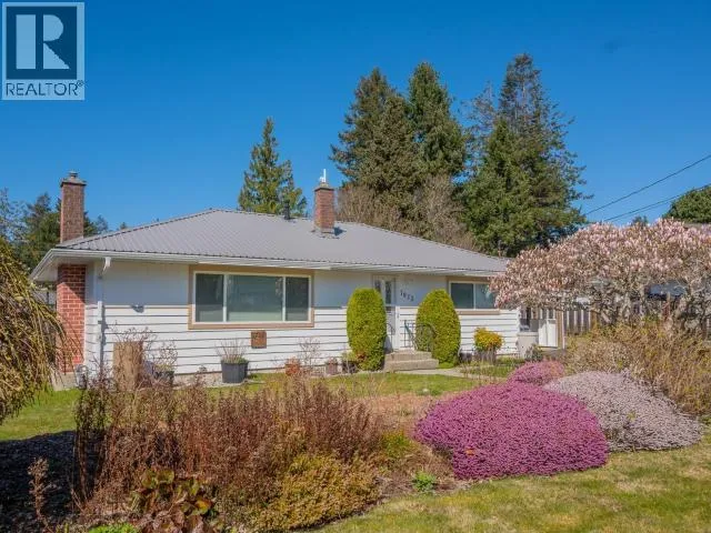 7023 TAHSIS STREET, Powell River, British Columbia V8A1G4