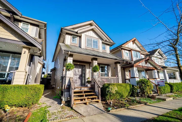 6926 190 STREET, Surrey, British Columbia V4N5P1