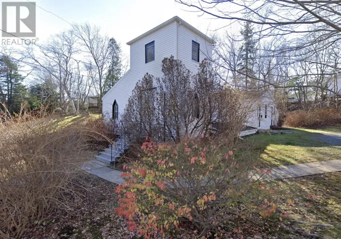 5 Kirk Road, Halifax, Nova Scotia B3P1A5