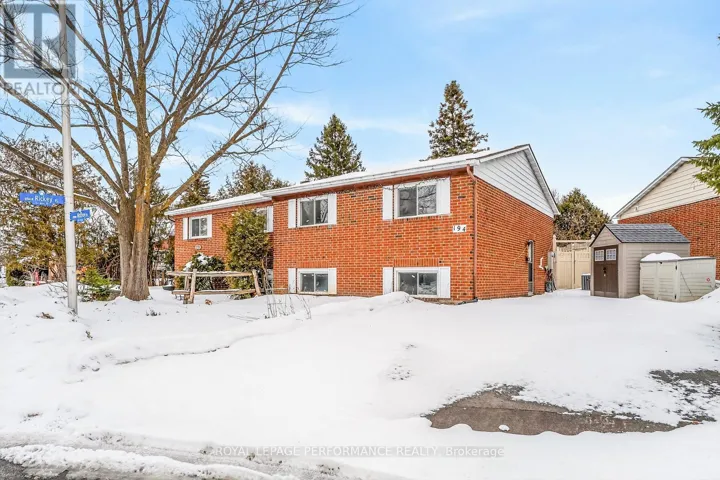 194 MCELROY DRIVE, Ottawa, Ontario K2L1Y1