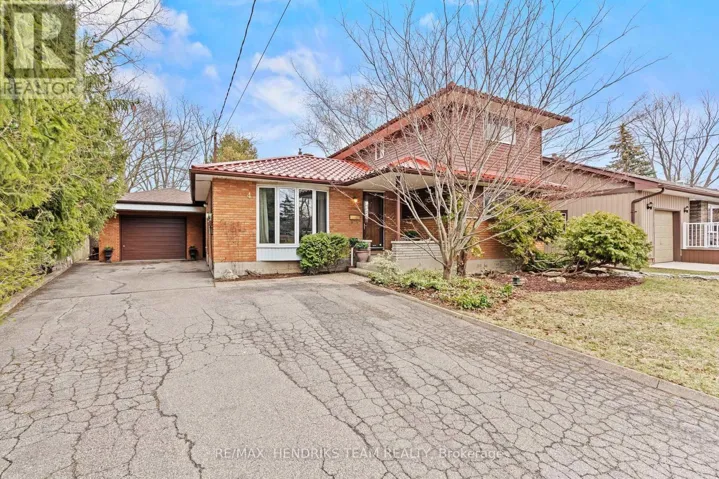 4 ROSS STREET, St. Catharines (Vine/Linwell), Ontario L2N3S3