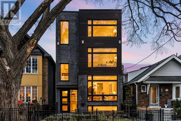 147 HAZELWOOD AVENUE, Toronto (Blake-Jones), Ontario M4J1K4