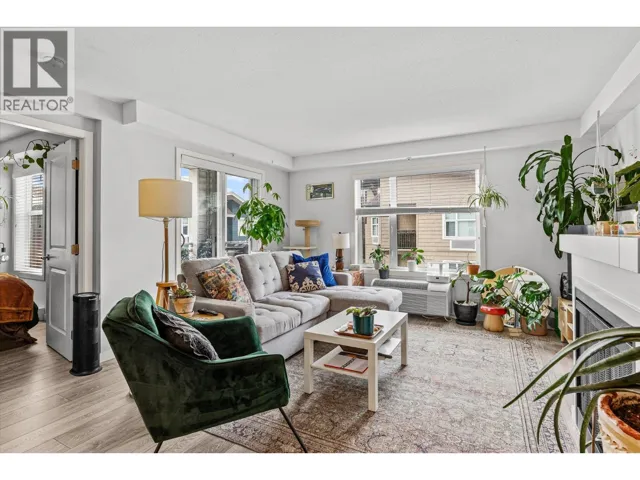 539 Yates Road Unit# 403, Kelowna, British Columbia V1V2T8