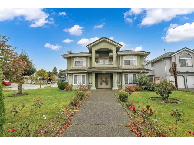 12255 64A AVENUE, Surrey, British Columbia V3W3R8