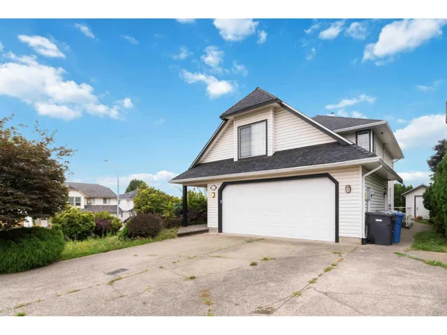 3307 ROCKHILL PLACE, Abbotsford, British Columbia V2T5J7