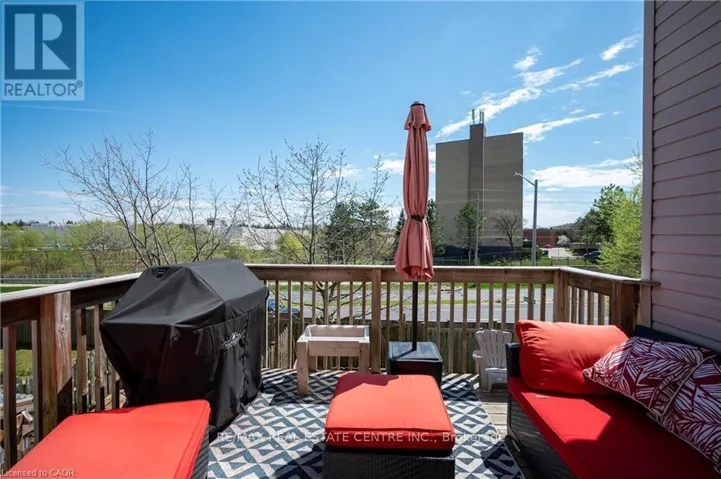 D26 - 85 BANKSIDE DRIVE, Kitchener, Ontario N2N3M4