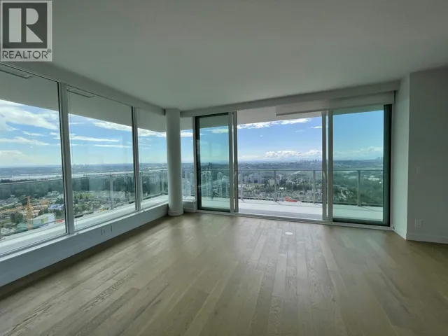 4064 567 CLARKE ROAD, Coquitlam, British Columbia V3J0K7