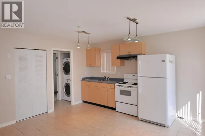 Lower 7xx W 69TH AVENUE, Vancouver, British Columbia V6P2W3