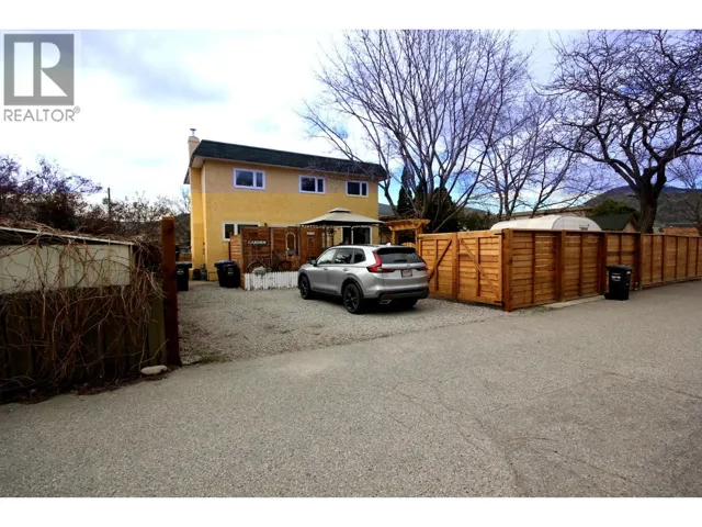 478 CARIBOU Street, Penticton, British Columbia V2A5W6