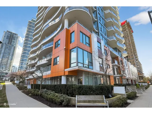 2602 13318 104 AVENUE, Surrey, British Columbia V3T0R2