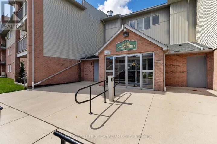 9 - 136 CONWAY DRIVE, London South (South X), Ontario N6E3N1