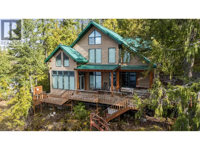 5605 Eagle Bay Road Lot# 15E, Eagle Bay, British Columbia V0E1T0