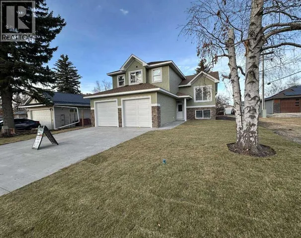 5518 52 Street, Olds, Alberta T4H1H8