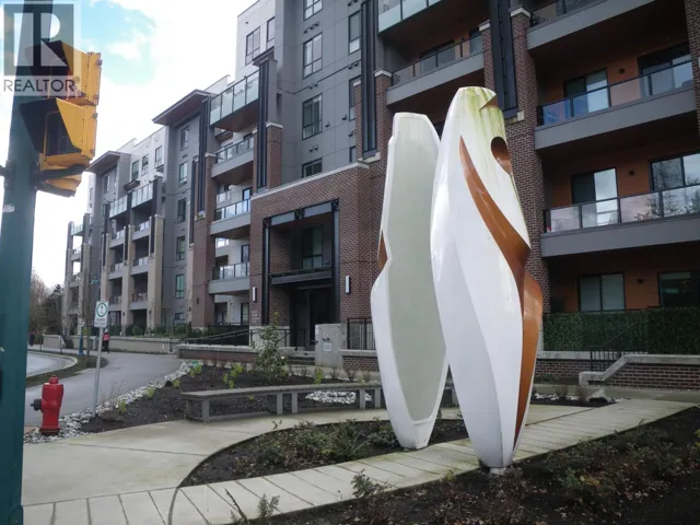 326 55 KLAHANIE DRIVE, Port Moody, British Columbia V3H0M9