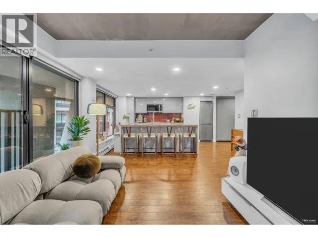 605 128 W CORDOVA STREET, Vancouver, British Columbia V6B0E6