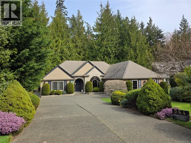 564 Hazelwood Pl, Qualicum Beach, British Columbia V9K1A1