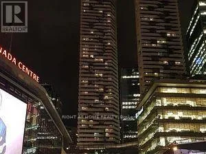 6404 - 100 HARBOUR STREET, Toronto (Waterfront Communities), Ontario M5J0B5