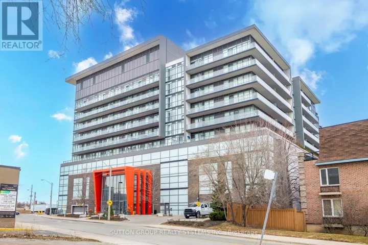 734 - 15 JAMES FINLAY WAY, Toronto (Downsview-Roding-CFB), Ontario M3M0B3