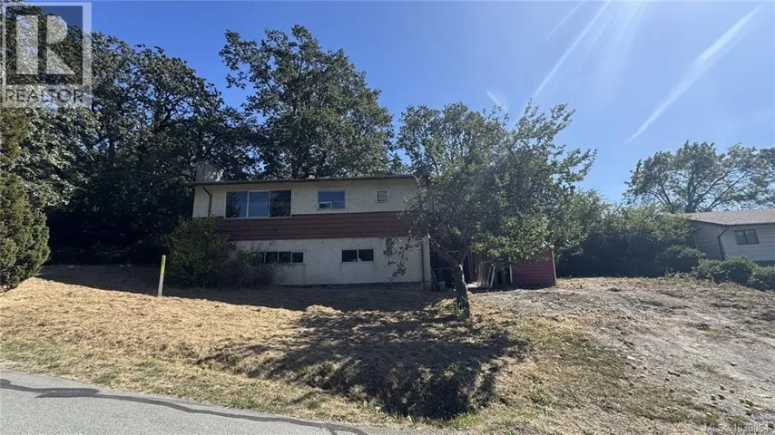 1279 Burnside Rd W, View Royal, British Columbia V8Z1P3