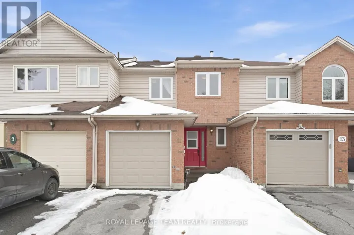 11 FURLONG CRESCENT, Ottawa, Ontario K2M2J1