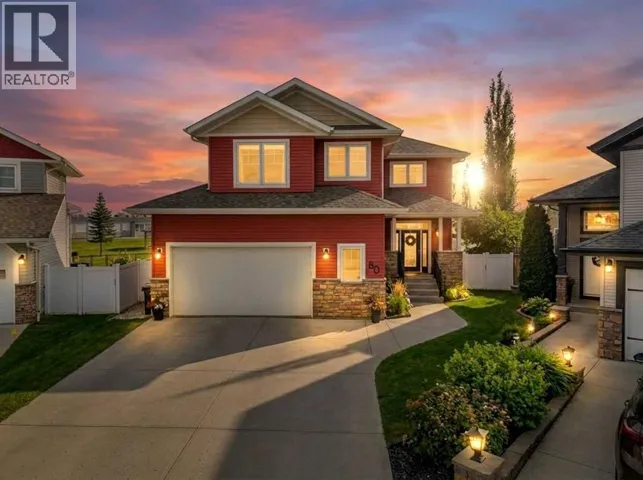 80 Rozier Close, Sylvan Lake, Alberta T4S0B7