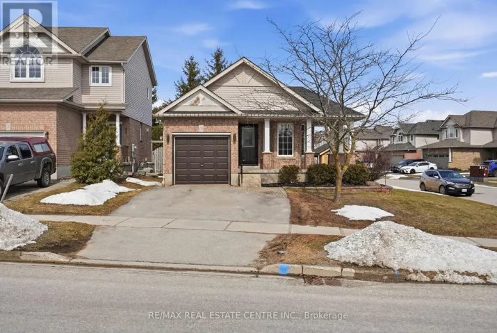 321 MONTGOMERY BOULEVARD, Orangeville, Ontario L9W5G7