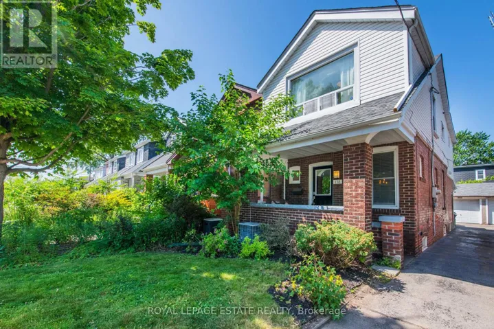 138 WOODMOUNT AVENUE, Toronto (Danforth Village-East York), Ontario M4C3Y8