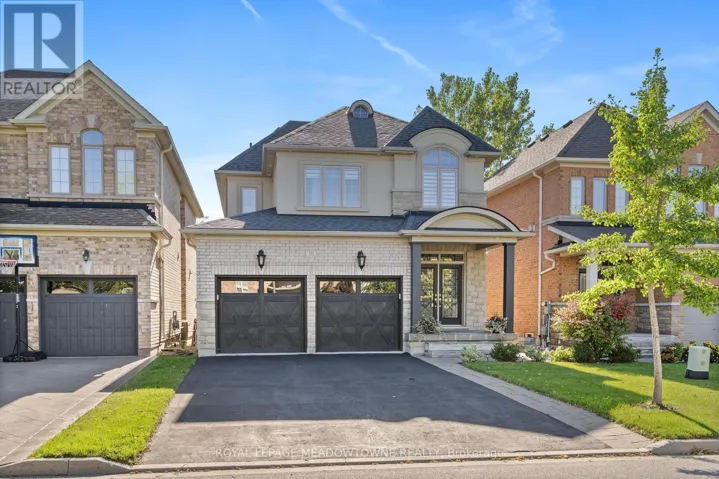 10 SILVER POND DRIVE, Halton Hills (Georgetown), Ontario L7G6L9