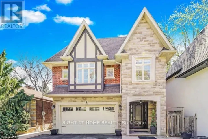 3 WESTROSE AVENUE, Toronto (Kingsway South), Ontario M8X1Z9