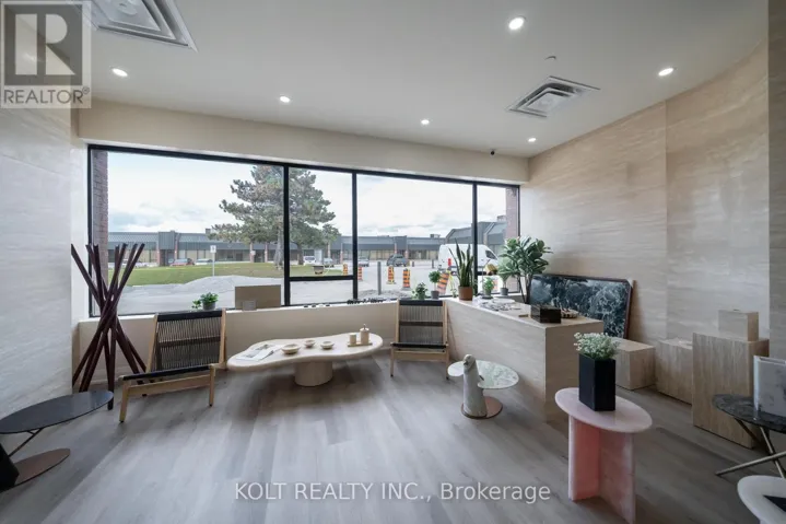 30 - 330 ESNA PARK DRIVE, Markham (Milliken Mills West), Ontario L3R1H3