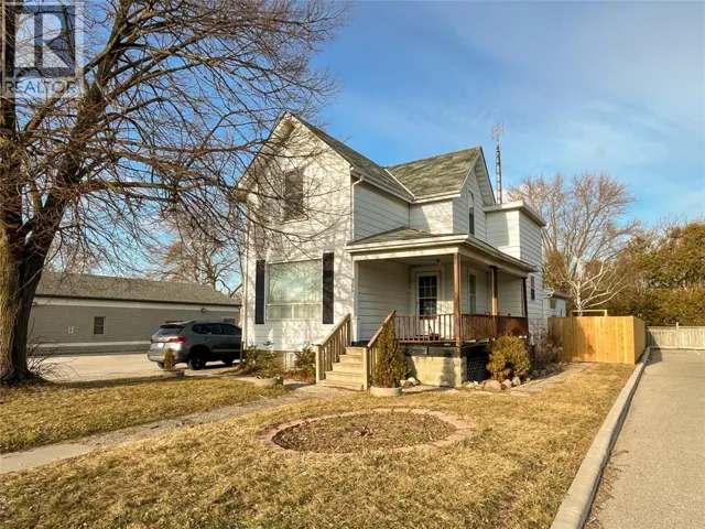 305 ST CLAIR STREET, Chatham, Ontario N7L3J8