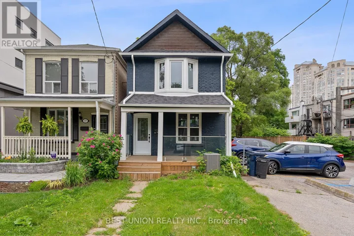 15 BURLINGTON STREET, Toronto (Mimico), Ontario M8V2L1