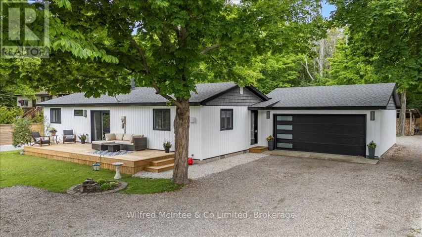 38 ALLISTER PLACE, South Bruce Peninsula, Ontario N0H2G0