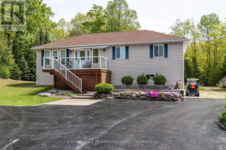 31 HEMLOCK ROAD, South Bruce Peninsula, Ontario N0H2T0