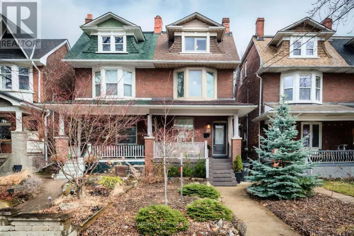 27 RAINSFORD ROAD, Toronto (The Beaches), Ontario M4L3N5