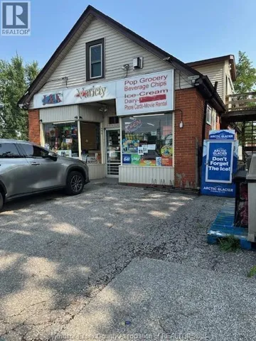 699 CHARLOTTE STREET, Windsor, Ontario N8X3A6