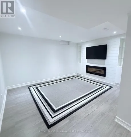 BASEMENT - 70 ROBERTSON CLOSE, Vaughan (Maple), Ontario L6A2G7