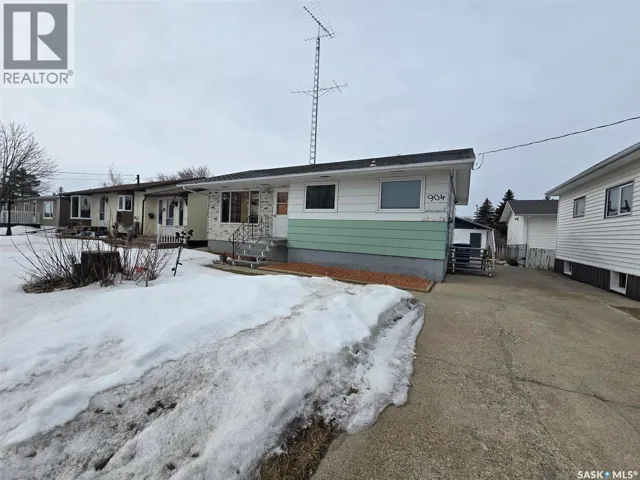 904 Francis STREET, Grenfell, Saskatchewan S0G2B0