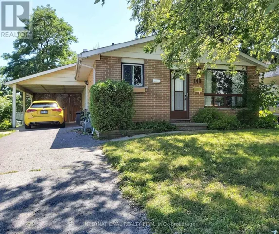 148 CALDERWOOD DRIVE, Kingston (Central City West), Ontario K7M6M3